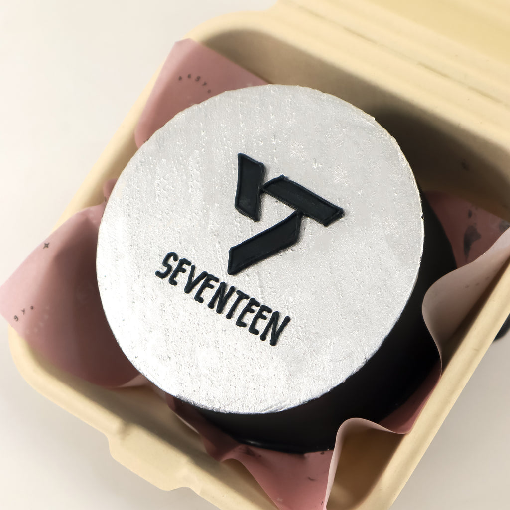 Seventeen’s Anniversary Lunchbox Aegyo Cakes!