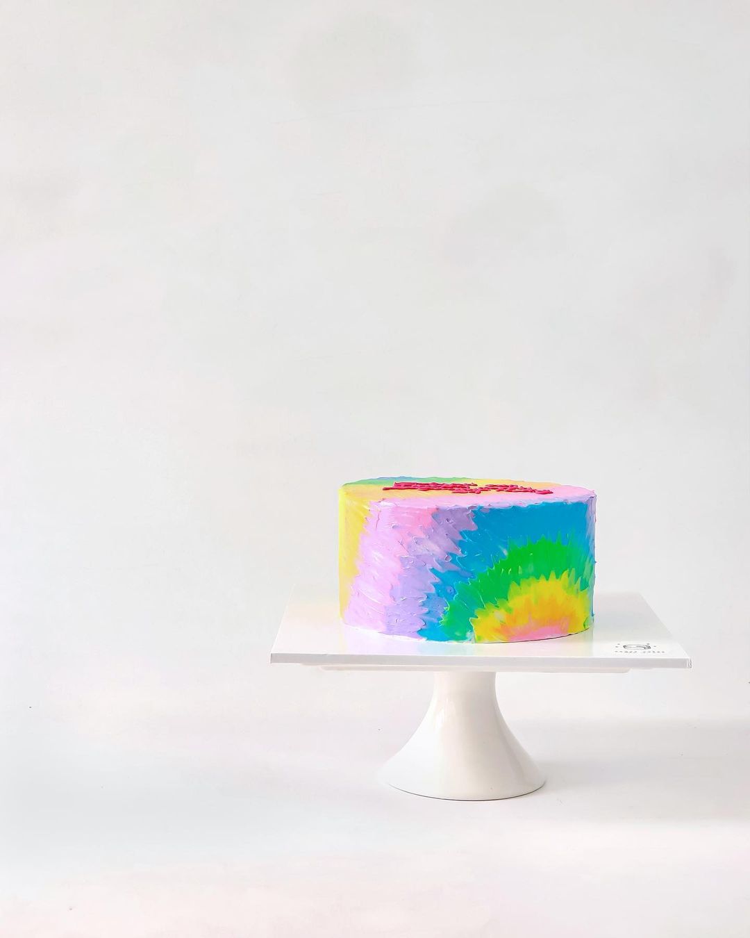 ~ Tie-Dye Dreams Aegyo Cake ~
