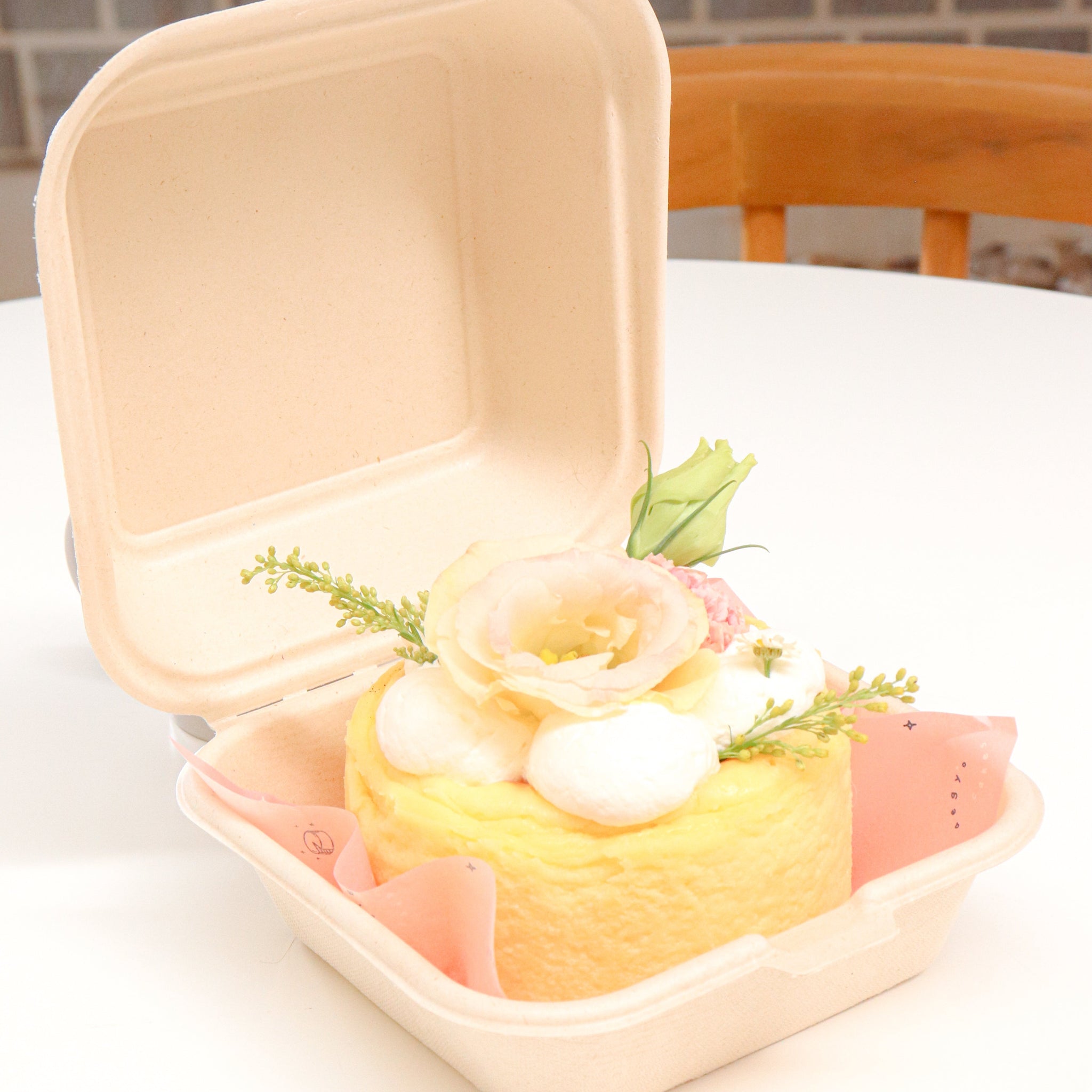 Lunchbox Dear Eomma Original Burnt Basque Aegyo Cheesecake