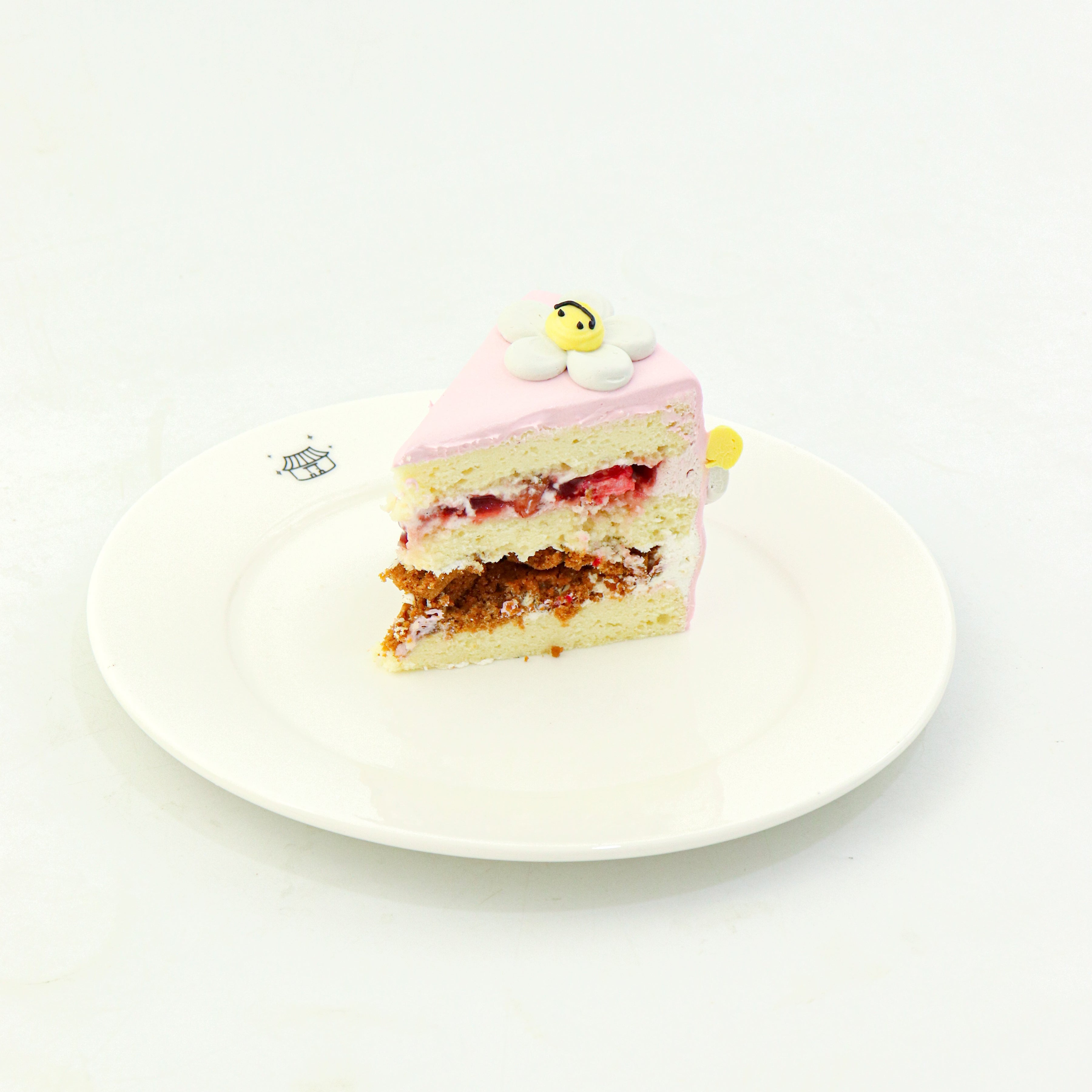 6" Daily Strawberry Biscoff Aegyo Cake (Original)