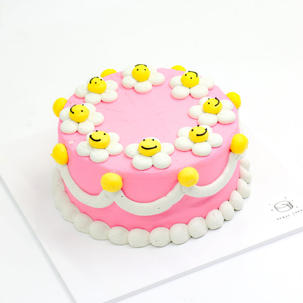 6" Daily Strawberry Biscoff Aegyo Cake (Original)