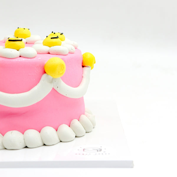 6" Daily Strawberry Biscoff Aegyo Cake (Original)