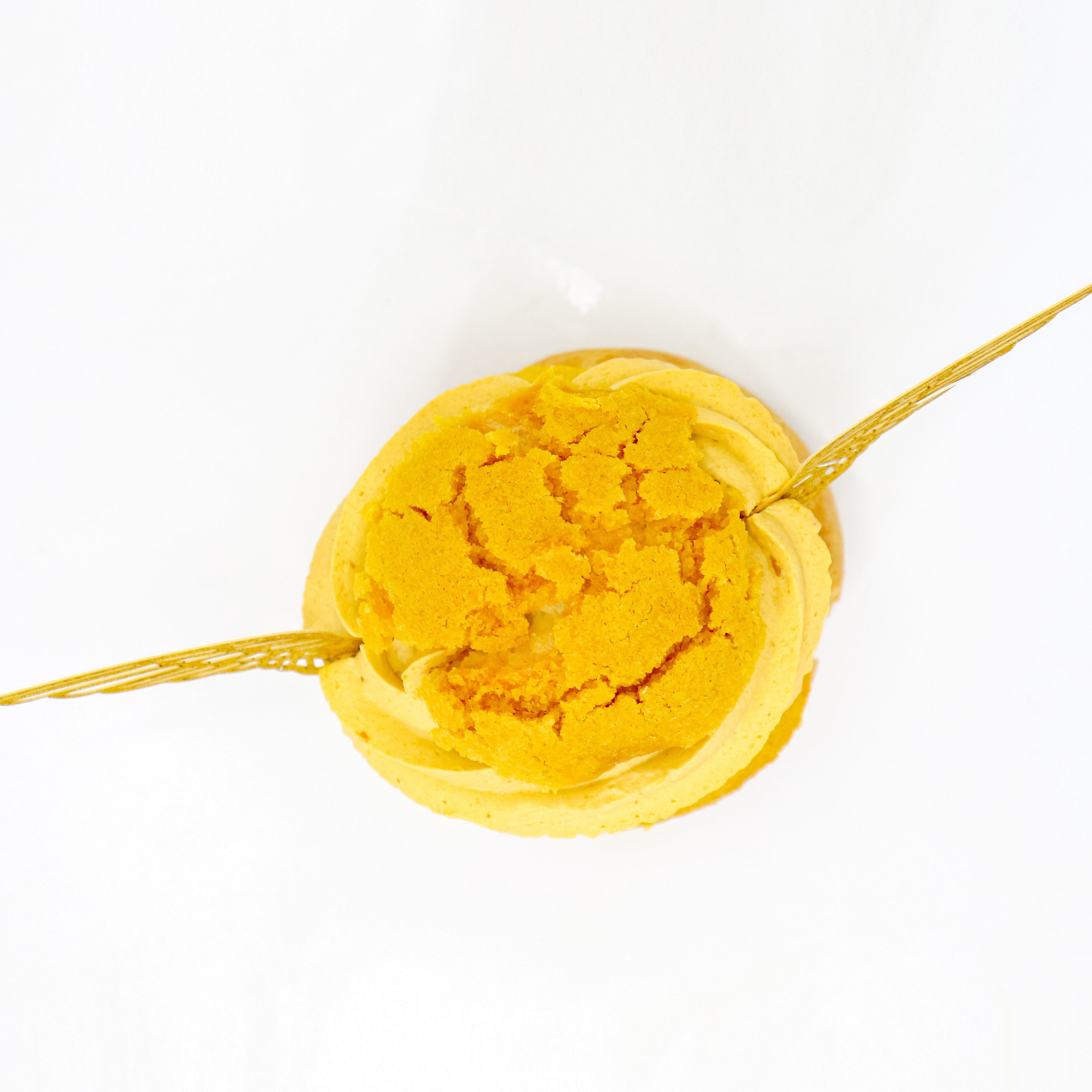 Golden Flight Choux au Craquelin (Potion Room Special)