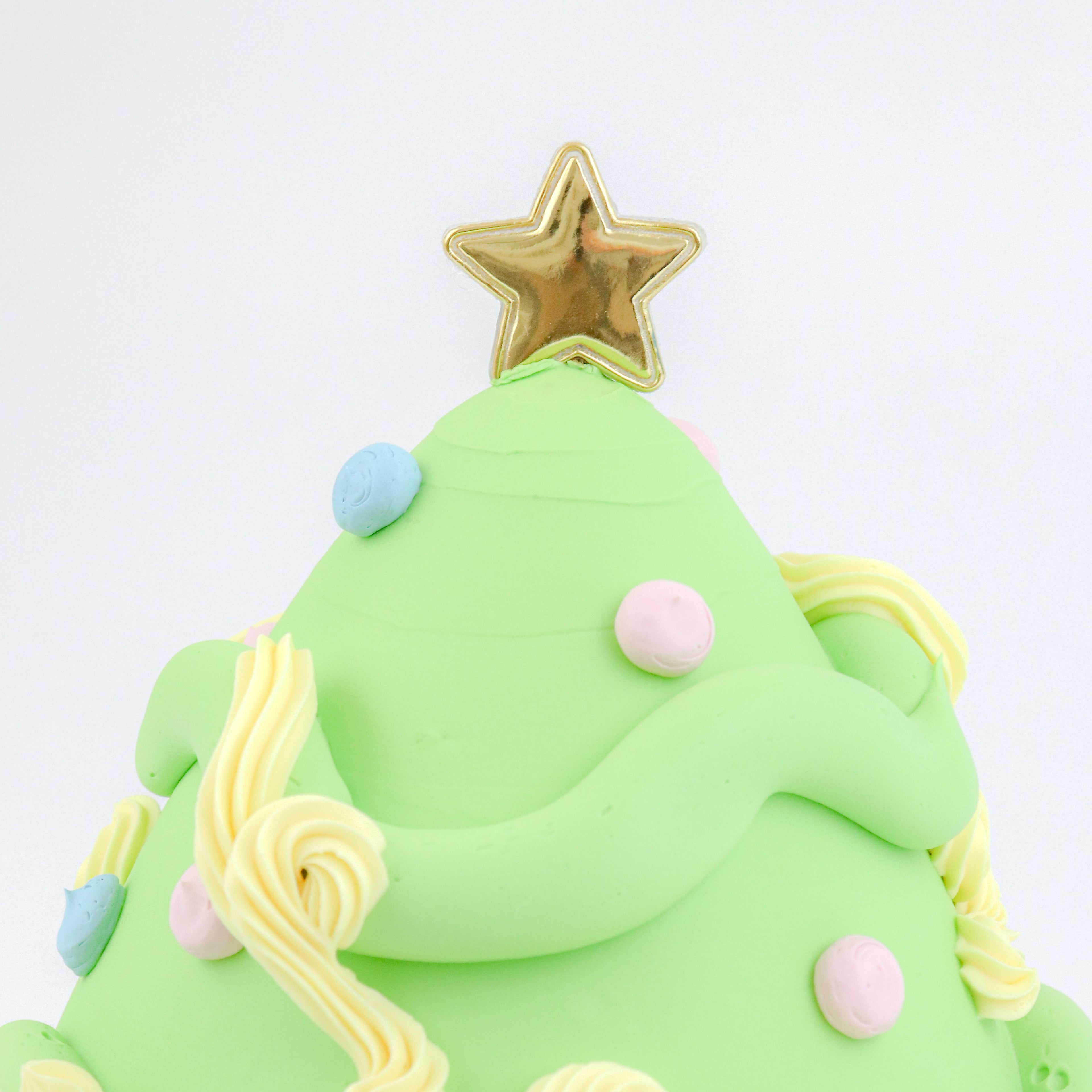 6" Bonbon the Bear Christmas Tree (Winter Edition)