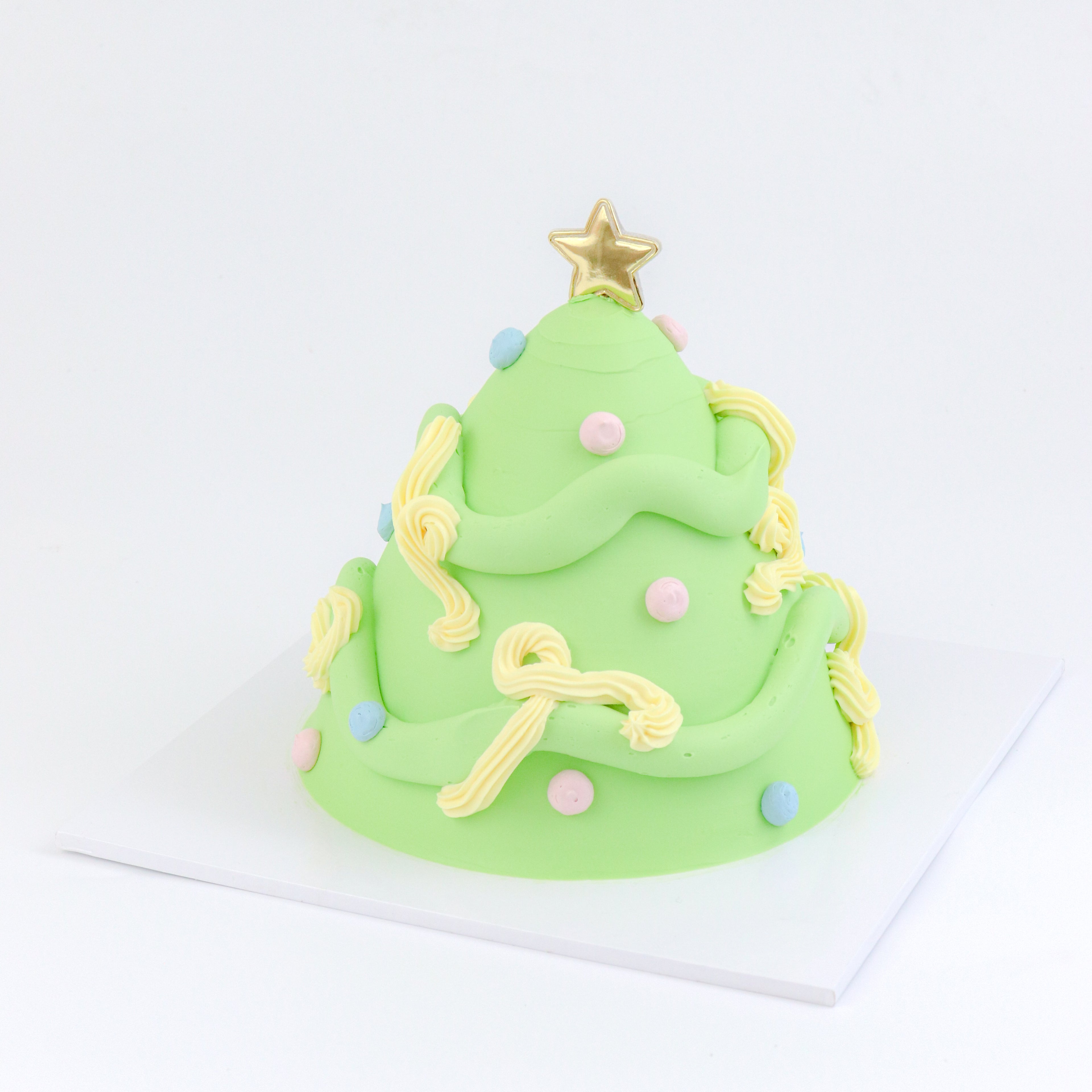 6" Bonbon the Bear Christmas Tree (Winter Edition)