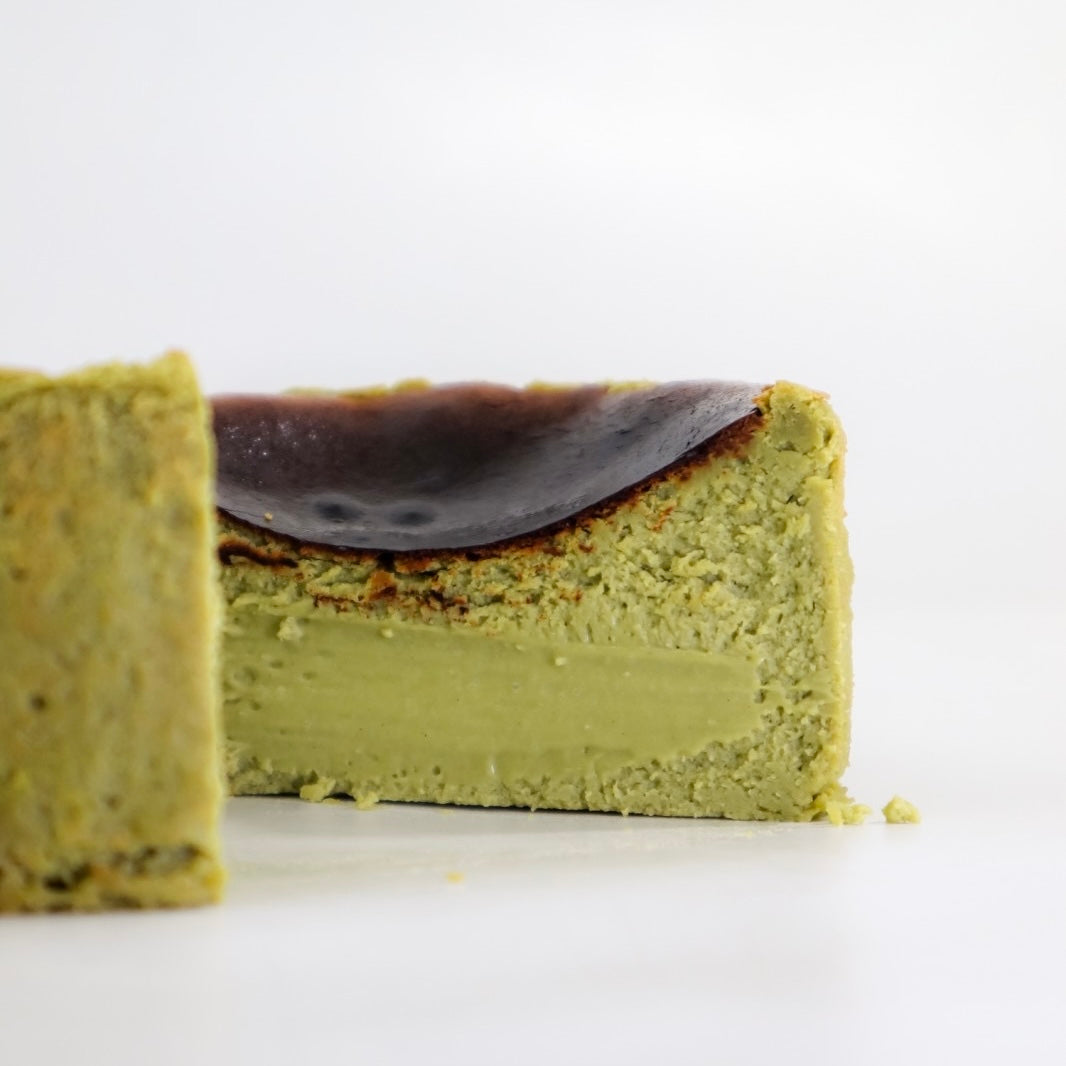 Lunchbox Matcha Burnt Basque Aegyo Cheesecake (Winter Edition)