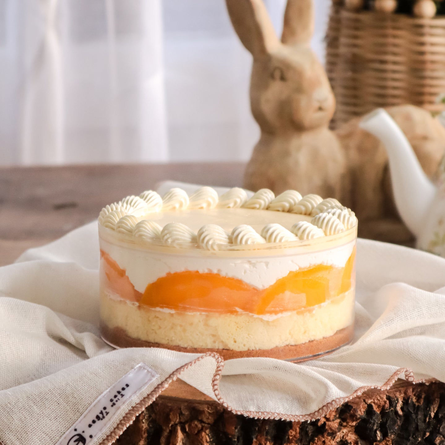 Mango Cloud Aegyo Cake