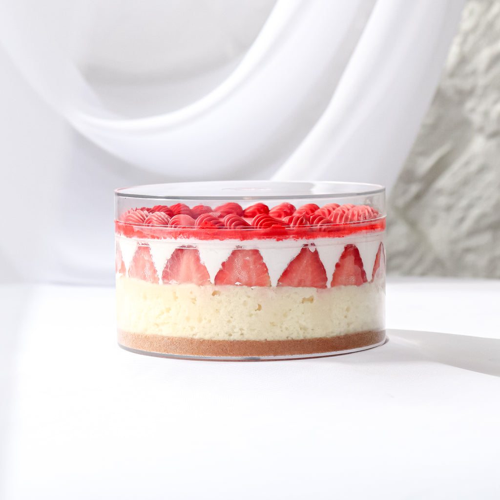 Strawberry Cloud Valentine Aegyo Cake