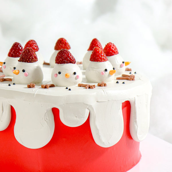 6" Strawberry Snowman Aegyo Cake