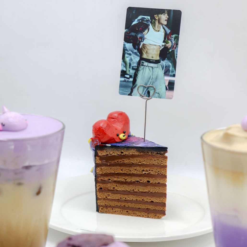 6" Magic Shop Dark Choco Bonbon with Photocards