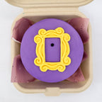 Lunchbox FRIENDS Peephole Frame Signature Aegyo Cake