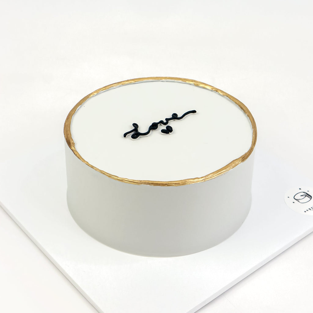 Gold-Rimmed Signature Aegyo Cake Slot Reservation