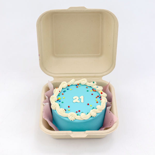 Lunchbox Taylor Swift's All Too Well Signature Aegyo Cake