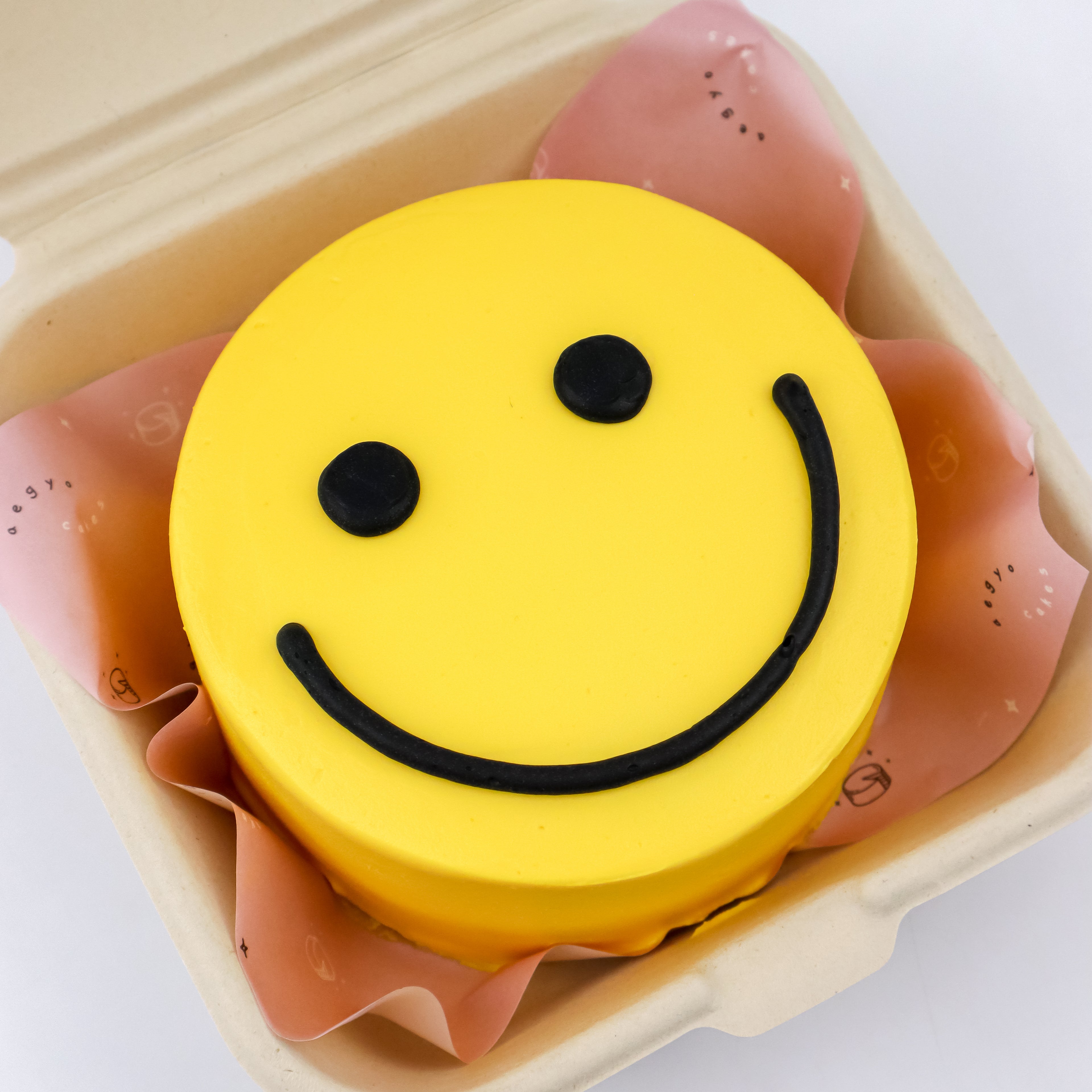 Lunchbox Smiley Signature Aegyo Cake