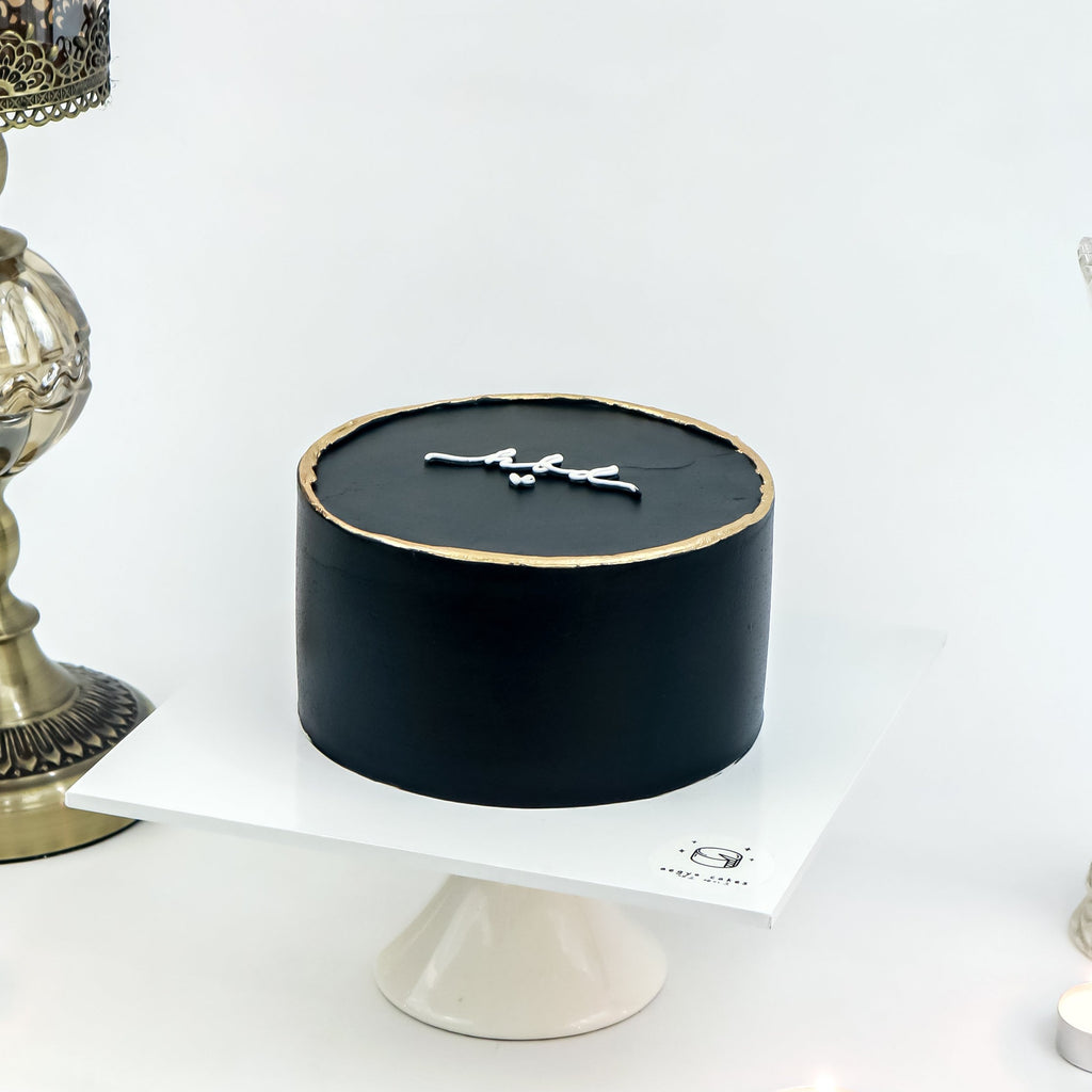 Gold-Rimmed Signature Aegyo Cake Slot Reservation