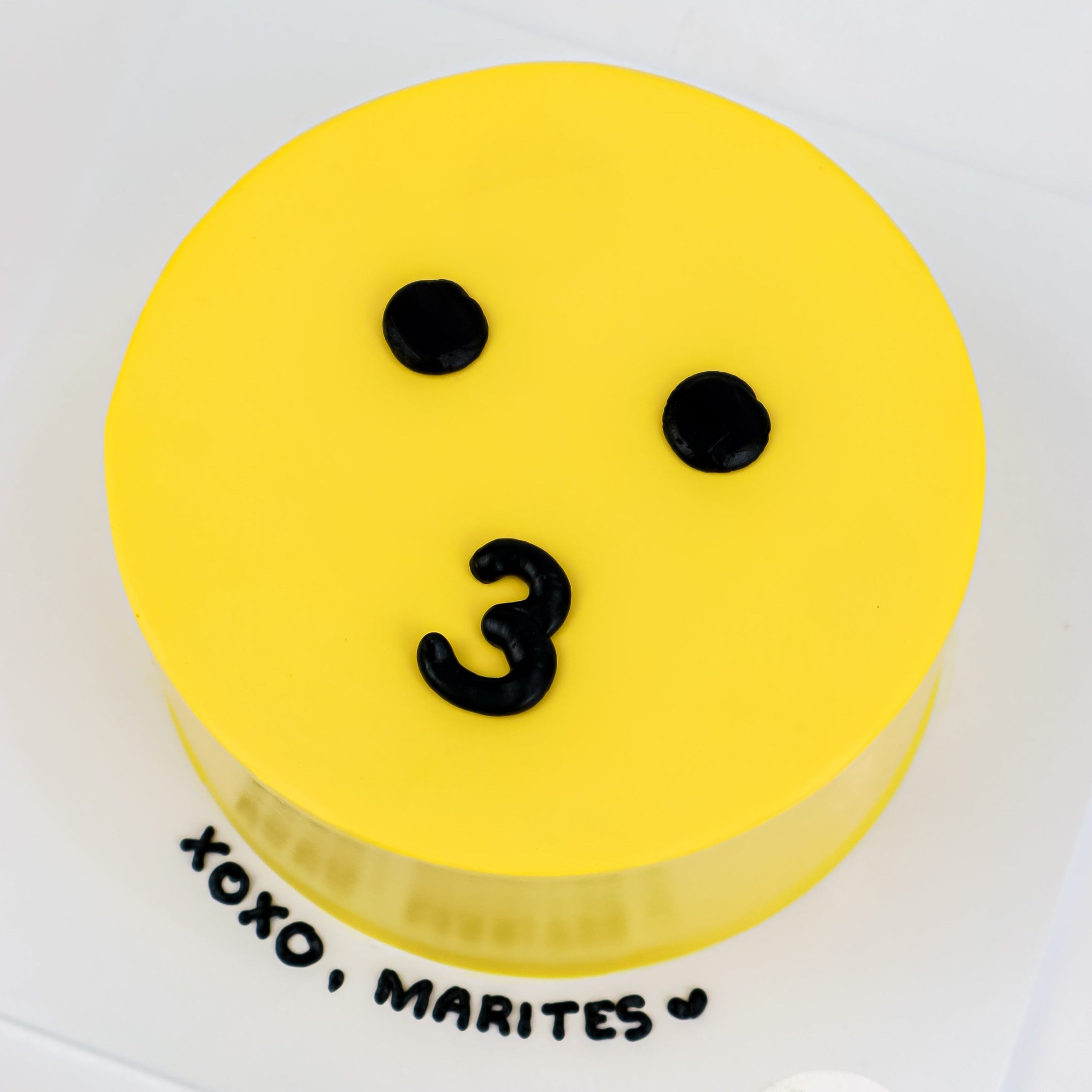 Smiley Signature Aegyo Cake Slot Reservation